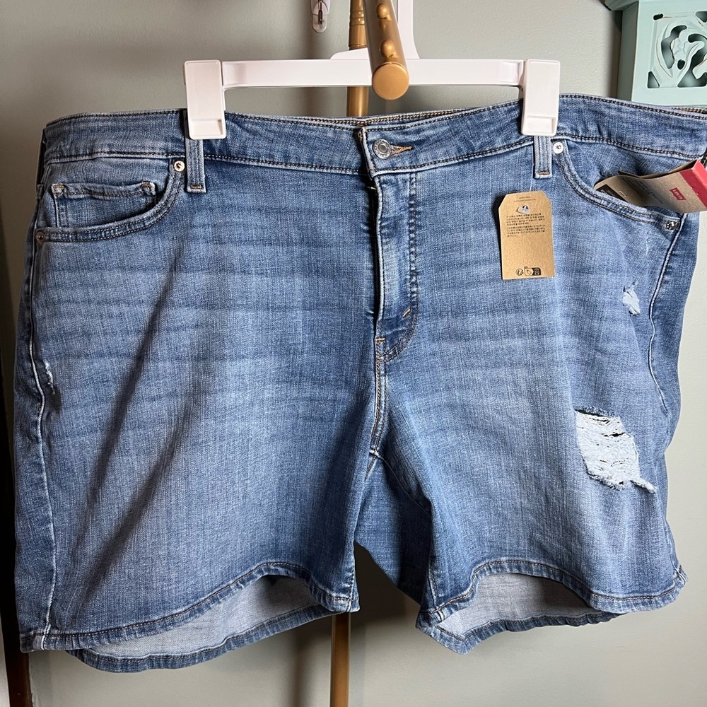 Levi's Blue Jean Shorts Distressed Raw Hem